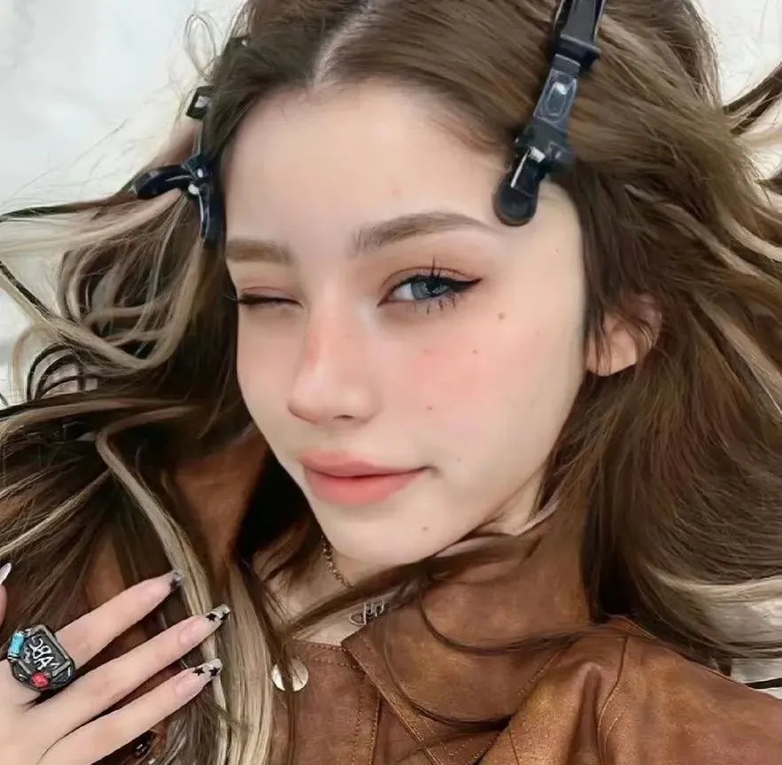 隐形的翅膀封面