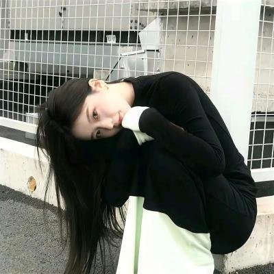 黑暗中的回声封面